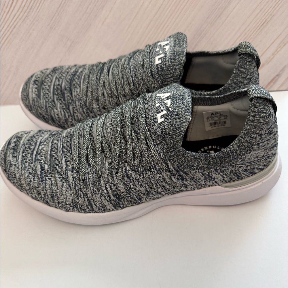 New APL TechLoom Wave Sneakers Women’s 9 Men’s 7.5 Steel Grey Navy Fatigue NIB